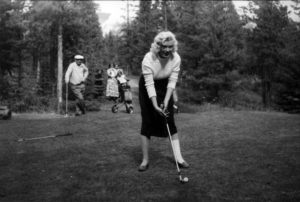 22F Marilyn Monroe Golfing At Banff Springs Hotel In 1954 While Making A River Of No Return Photo In The Heritage Room